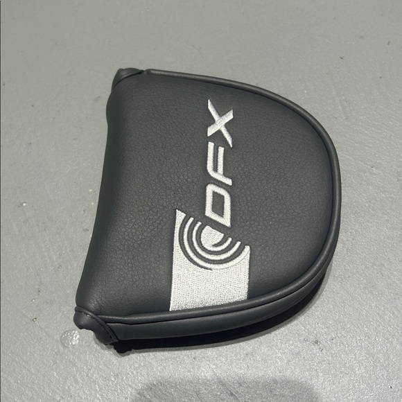 Odyssey Mallet Putter Golf Head Cover - Picture 5 of 8